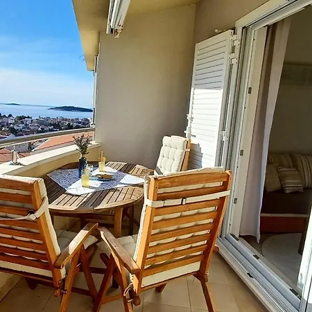 With Garage And Magical View Apartment